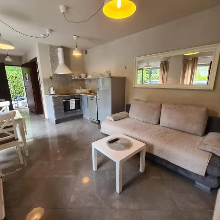 Apartment Krakowska 1 *