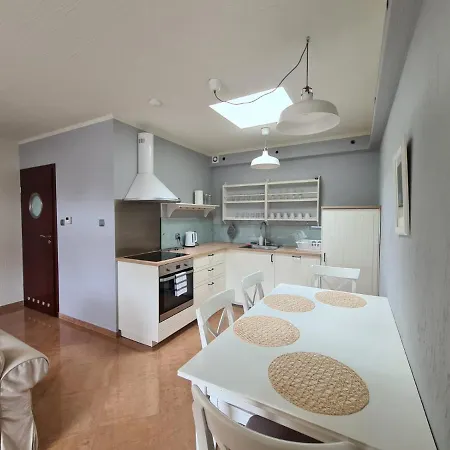 公寓 Krakowska 1 波别罗沃