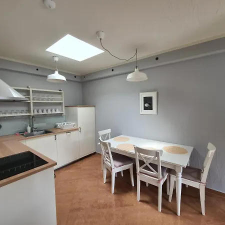 Krakowska 1 Apartment *