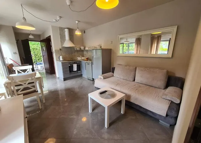 아파트 Krakowska 1 *