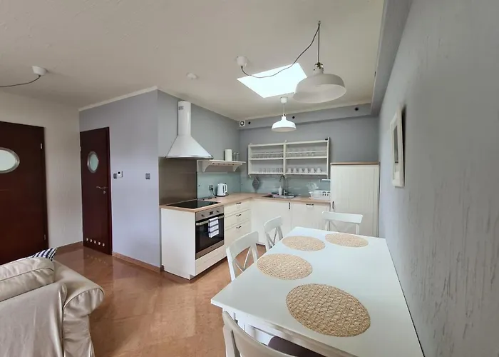 아파트 Krakowska 1 포비에로보