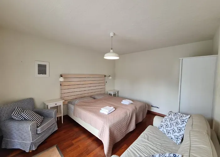 아파트 Krakowska 1 *