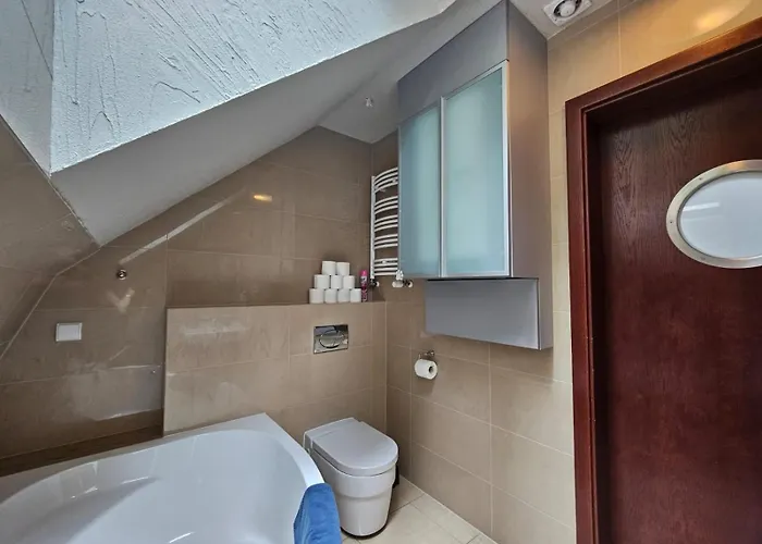 아파트 Krakowska 1 포비에로보